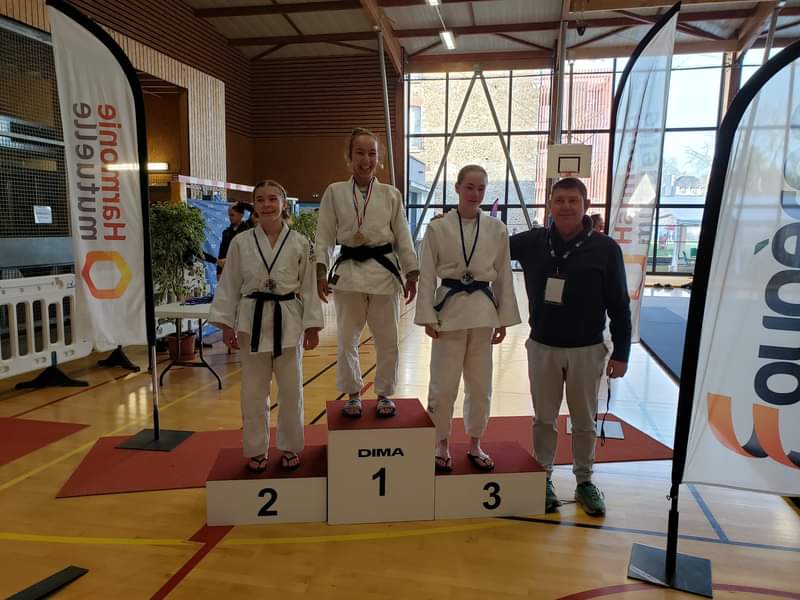 Amira Aouina 1ére en -48kg